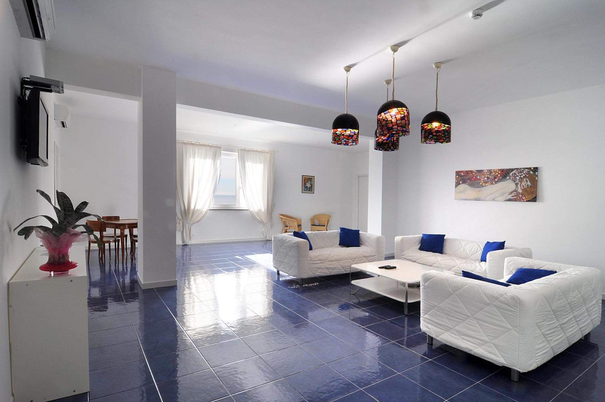 Residence Due Torri Майори Екстериор снимка
