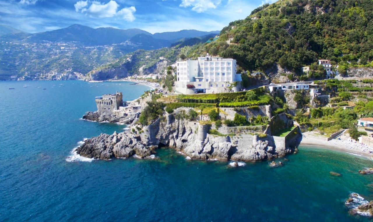 Residence Due Torri Майори Екстериор снимка