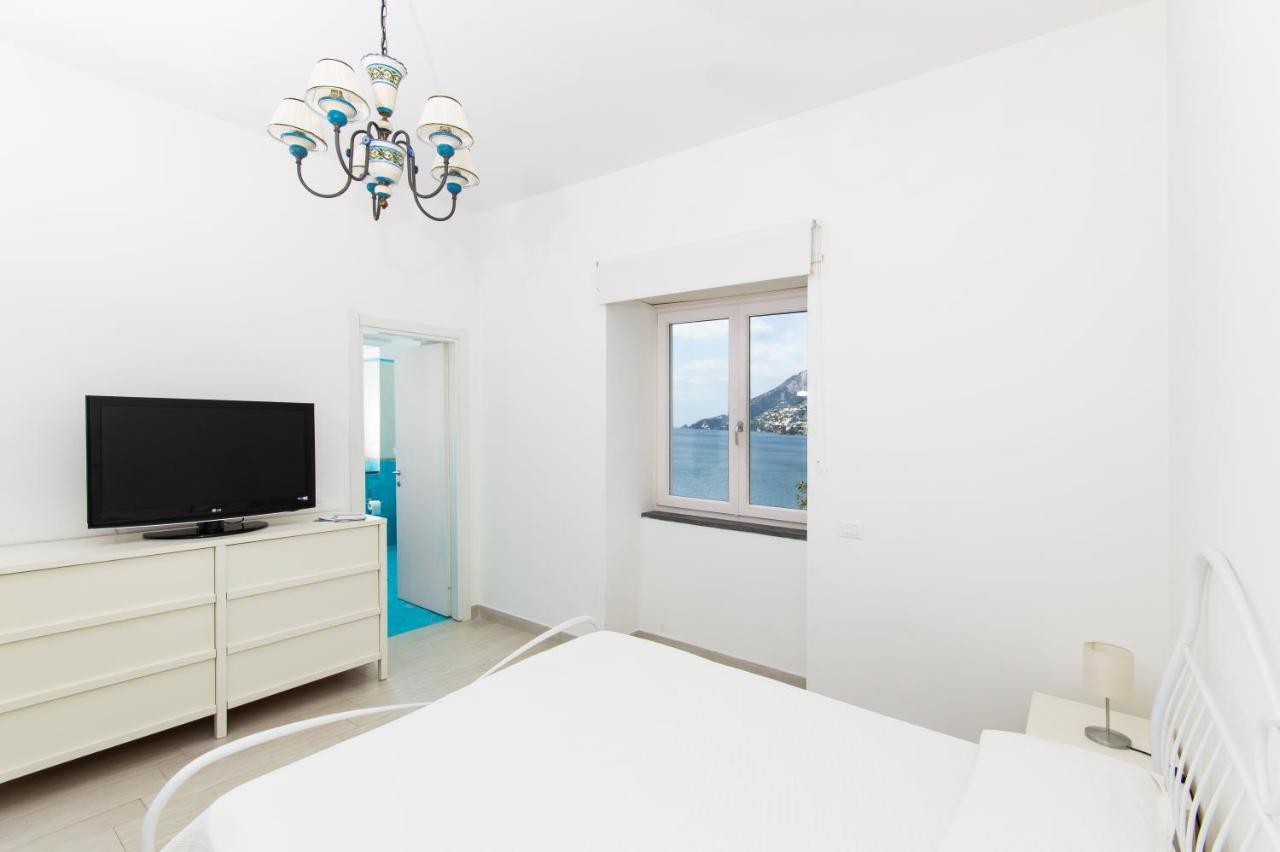 Residence Due Torri Майори Екстериор снимка